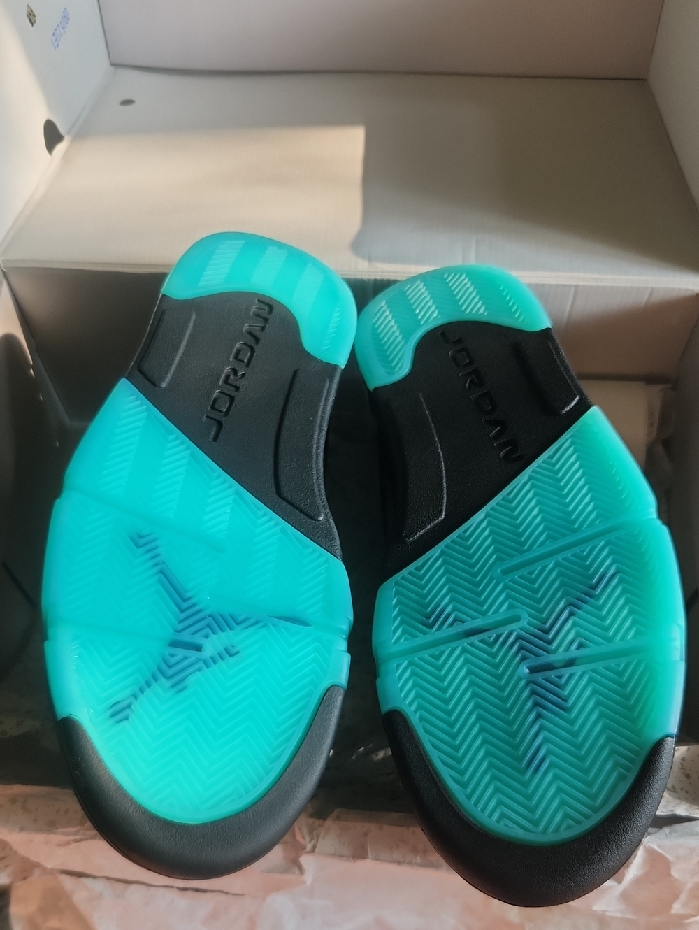Jordan Retro 5 Sneakers in Black with Teal and Yellow Accents - Picture 5 of 6